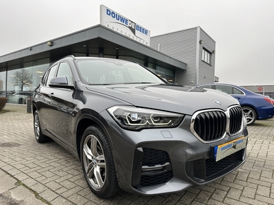 BMW X1 sDrive18i M sport aut spiegelpakket, navi, LED