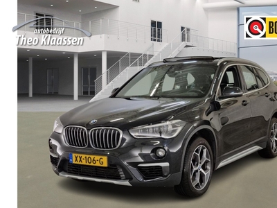 BMW X1 sDrive20i Orange Edition III Full Options Leder / panoramadak / X-Line / afneembare trekhaak