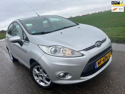 Ford Fiesta 1.25 Titanium / 2012 5 Deurs