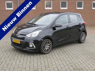 HYUNDAI I10 1.0i i-Motion Comfort Plus * Rijklaarprijs incl. garantie * Climate controle / Lichtmetalen velgen / Mistlampen