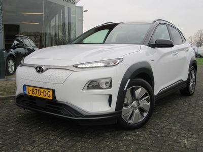 Hyundai KONA EV 64 kWh Two Tone zwart dak, Camera, stoel