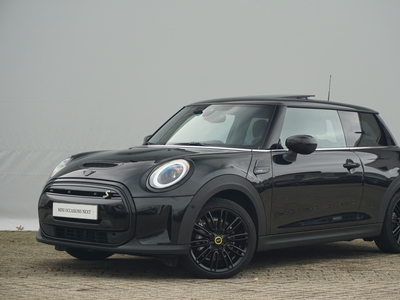 MINI MINI Electric Cooper SE Camden Edition Comfort Acces / Panoramadak / Harman Kardon