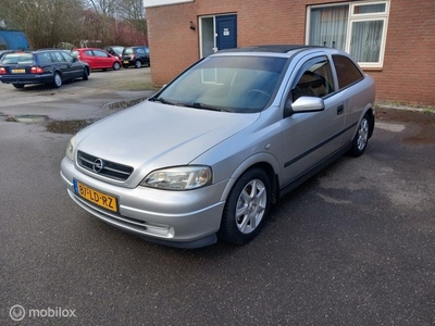 Opel Astra 1.6-16V GL