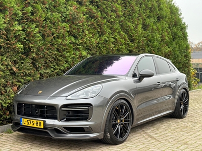 PORSCHE CAYENNE Coupé 4.0 Turbo S E-Hybrid TechArt Carbon Approved