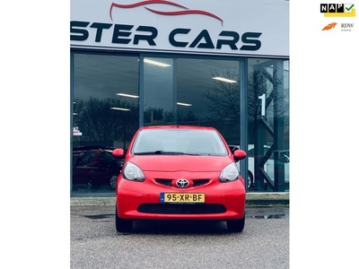 Toyota Aygo 1.0-12V +, 1Est eigenaar, Airco, 5 Deurs, NAP