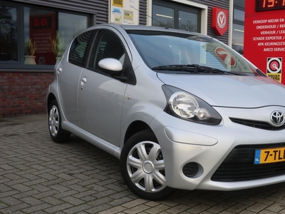 TOYOTA AYGO 1.0 VVT-i Comfort / Airco / Elek. ramen