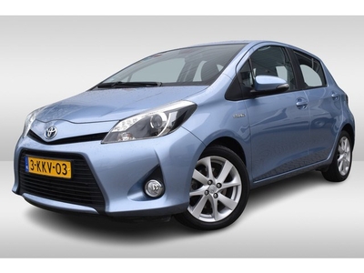 Toyota Yaris 1.5 Full Hybrid Dynamic (bj 2013, automaat)