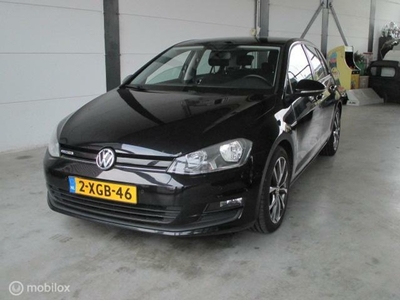 VOLKSWAGEN GOLF 1.6 TDI Edition BlueMotion 5 deurs