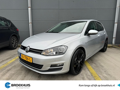 VOLKSWAGEN GOLF Connected Series 1.0 115PK TSI DSG | PDC V+A | Navigatie | Climate Control | 18 inch zwarte velgen