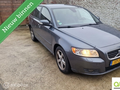 VOLVO V50 1.8 Momentum