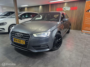 Audi A3 Sportback 1.4 TFSI CoD Ambiente Pro Line/S-Line /Led