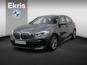 BMW 1 Serie 5-deurs 118i Model M Sport | M Sport steering | Automaat | Elektrisch Verwarmde Voorstoelen | Park Distance Control voor+achter (PDC) | LED-koplampen | DAB | 17''