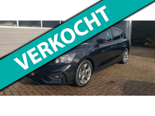 Ford Focus 1.0 EcoBoost ST Line Business Navi Stuurwielbed.