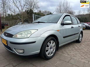 Ford Focus 1.6 5 deurs,airco,lm velgen