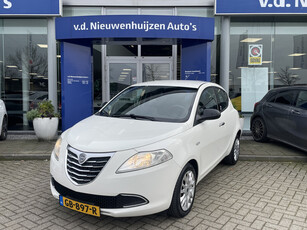 Lancia Ypsilon 1.2 Gold Airco 5 Deurs info;F.Bogaars 0492588956