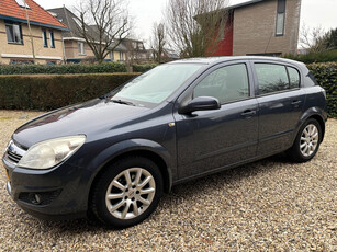 Opel Astra 1.6 Temptation