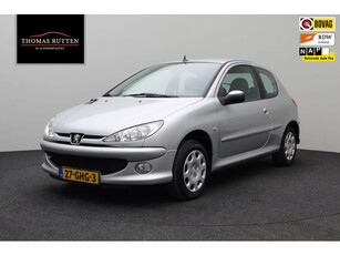 Peugeot 206 1.4 Génération 2008 NAP | Airco | Cruise control | Elektrische ramen | Radio CD USB | Centrale vergrendeling op afstand