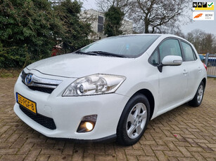 Toyota Auris 1.8 Full Hybrid Aspiration 2e eigenaar automaat zeer nette auto nap apk airco rijd perfect inruil mog!!!