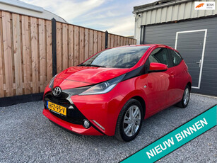 Toyota Aygo 1.0 VVT-i x-play Airco | Camera |Nieuwe APK