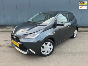 Toyota Aygo 1.0 VVT-i x-play-Bluetooth-Airco-5DRS-NAP!