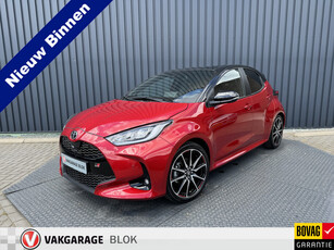 Toyota Yaris 1.5 Hybrid GR Sport / Bi tone | Emotional Red | JBL | PDC | BSM | Head-up | Rijklaar!!