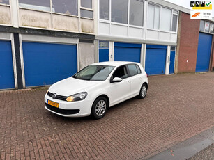 Volkswagen Golf 1.6 TDI Comfortline BlueMotion Clima.Clima