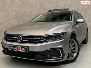 Volkswagen Passat Variant 1.4 TSI PHEV GTE Business /Pano /Trekhaak /Camera /Keyless