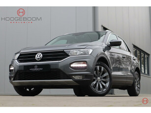 Volkswagen T-Roc 1.0 TSI Style / CarPlay / PDC / Navigatie / Indiumgrau metallic