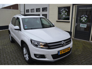 Volkswagen Tiguan 1.4 TSI R line Sport&Style Pano/Navi/Cruise/Trekhaak