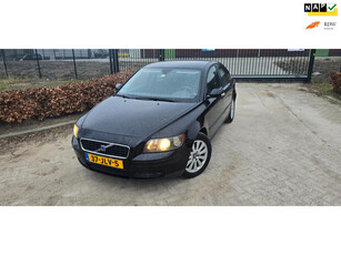 Volvo S40 2.4 Momentum AUTOMAAT CLIMA KOOPJE!