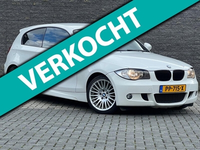 BMW 1-serie 120d 220PK GECHIPT/AIRCO/K&N/CARPLAY/M-PAKKET/APK 26-08-2024/2X SLEUTELS/DEALERONDERHOUDEN/