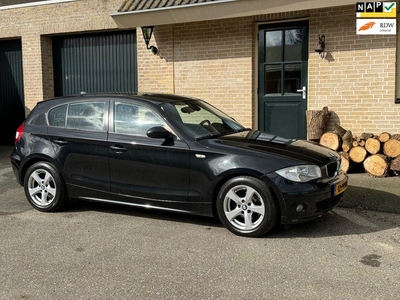 BMW 1-serie 120i High Executive | AUT | CLIMA | YOUNGTIMER