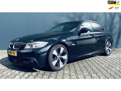 BMW 3-serie 318i High Executive Airco Cruise M-Pakket