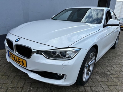 BMW 3-serie 320i Executive Automaat M Pakket