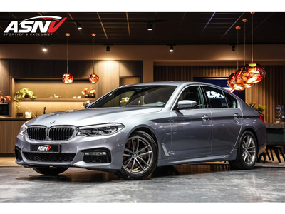 BMW 5-serie 520i High Executive, 184 PK, M/Sportpakket, Adapt/Led, Navigatie, Camera, HiFi/Luidspreker, DAB, Org. NL, 2018!!