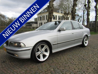 BMW 5 Serie 523i Executive Automaat Ecc Cruisecontrol Pdc 18 Inch Breedset Lm***Youngtimer****NL Auto***