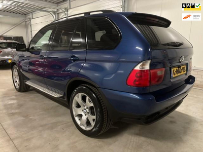 BMW X5 4.4i Executive YOUNGTIMER TOPSTAAT!