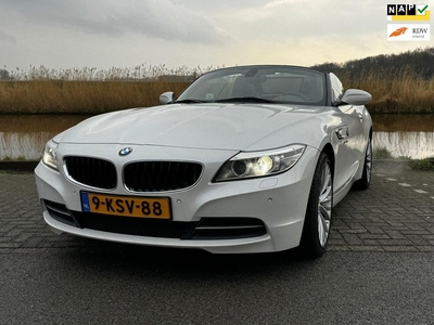 BMW Z4 Roadster SDrive18i navi Xenon stuur-stoelverwarming hardtop