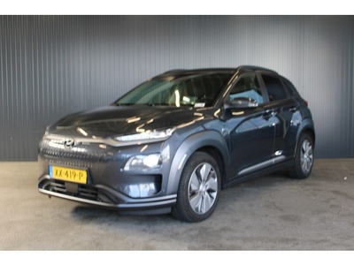 Hyundai KONA EV Premium 64 kWh - € 13.950,- NETTO! - PDC -