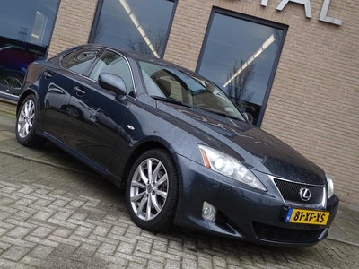 LEXUS IS-SERIE 250 Business Luxury Automaat, Leder Interieur, Airco/ECC, CruiseControl, Parkeersensoren, Afneembare trekhaak, Keurig onderhouden