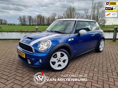 Mini Mini 1.6 Cooper S Chili Leder Clima Navi Cruise PDC