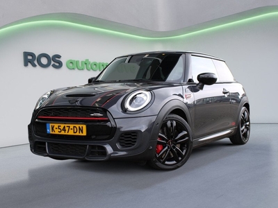 MINI Mini 2.0 John Cooper Works Chili | PANO/SCHUIFDAK | HARMAN KARDON | PERF UITLAAT | CAMERA ACHTER