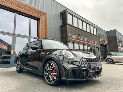 Mini Mini 2.0 John Cooper Works F1 aut 231pk nw model/pano/camera/head up/18