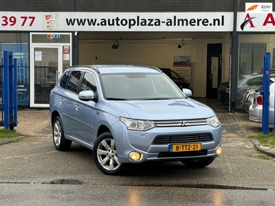 Mitsubishi Outlander 2.0 PHEV Executive Edition Klima Navi Camera LM-Velgen