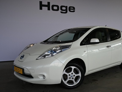 Nissan Leaf Base 24 kWh ECC Cruise control Navigatie Stuurverwarming Camera Trekhaak Inruil mogelijk