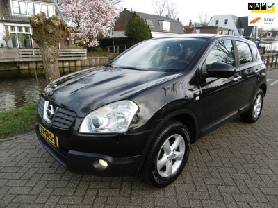 Nissan Qashqai 1.6 Visia Airco Trekhaak 1200kg Cruise Zuinig B-label Hoge instap