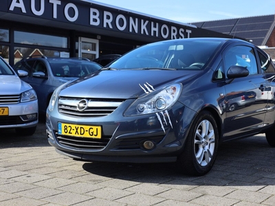 Opel Corsa 1.4-16V SPORT | NAVI | CAMERA | NIEUWE APK