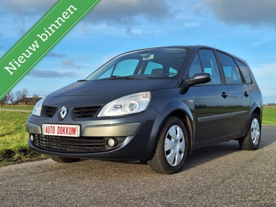 Renault Grand Scenic 2.0 16V Pano/Navi?