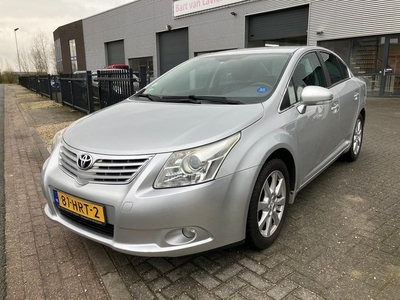 Toyota Avensis 2.0 VVTi Executive Business AUTOMAAT