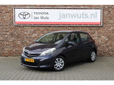 Toyota Yaris 1.3 VVT-i Aspiration Automaat (bj 2012)